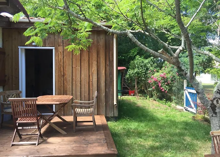 Lachanau Paradis 度假居 乌尔坦湖