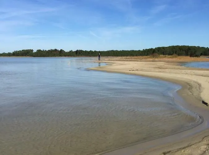 Lachanau Paradis Hébergement de vacances