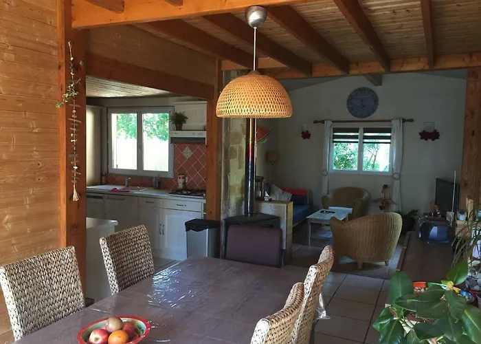 Lachanau Paradis بيت للعطل هورتين